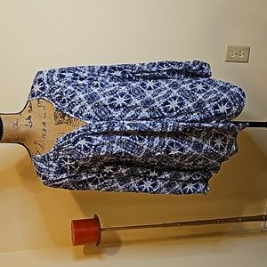 Lucky Brand navy,blue & white print top size L/XL